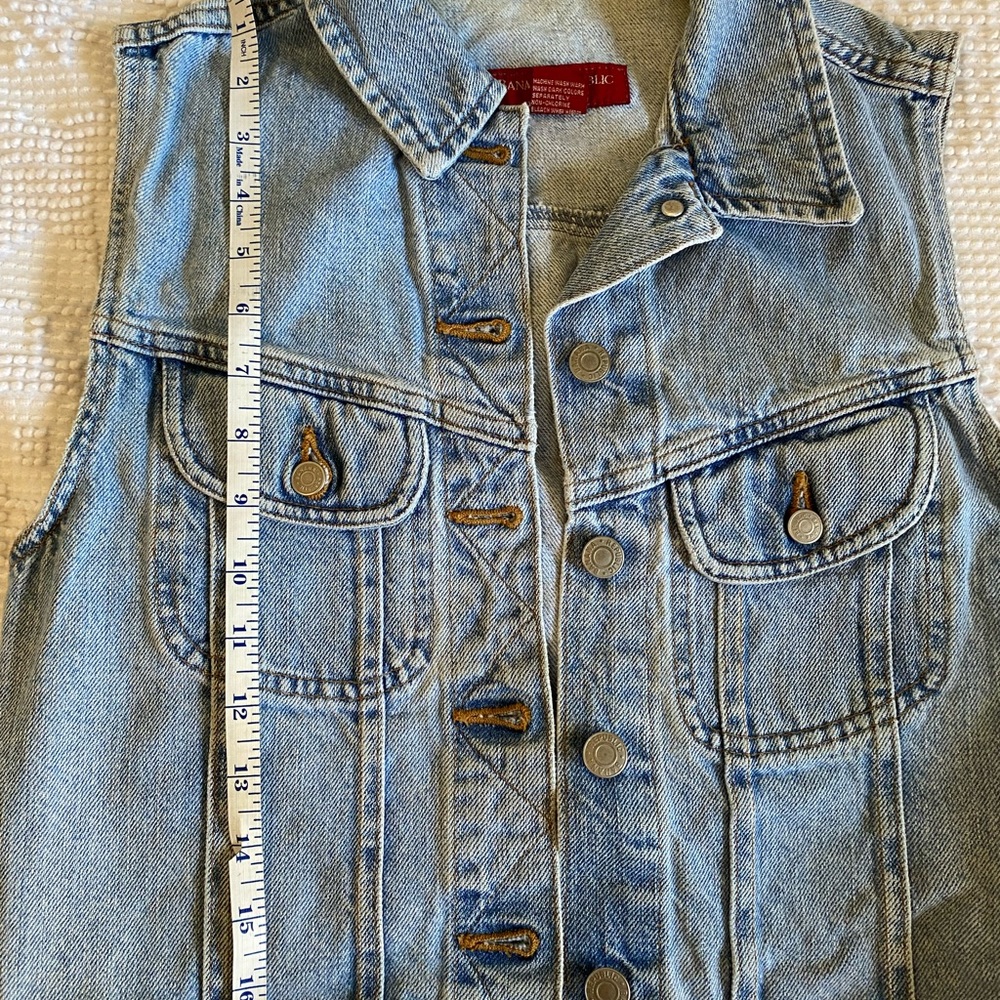 Sleeveless denim jacket - Picture 4 of 7